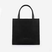 
                             Красива сумка від українського виробника ТМ "LucheRino". Сумка виготовлена з високоякісного шкірзамінника та надійної міцної підкладки.